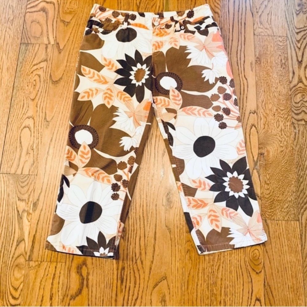 Ann‎ Taylor Loft Brown Floral Capris